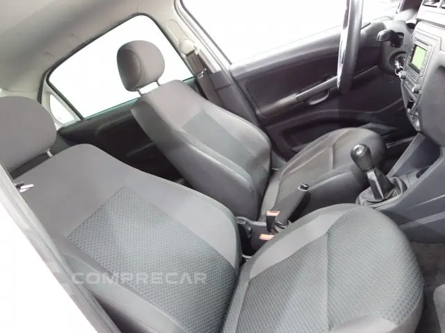 VOYAGE - 1.0 12V MPI TOTAL 4P MANUAL