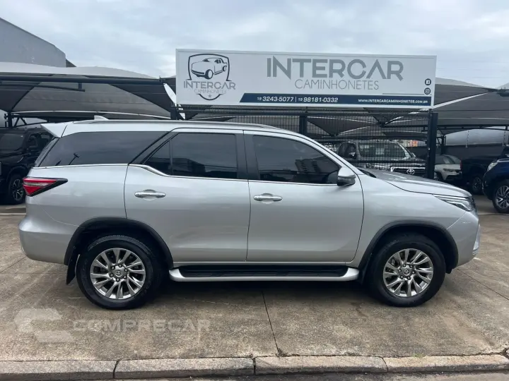 HILUX SW4 2.8 D-4d Turbo SRX 7L 4X4