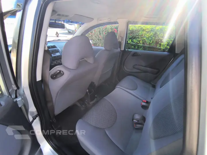 FIT 1.4 LX 16V