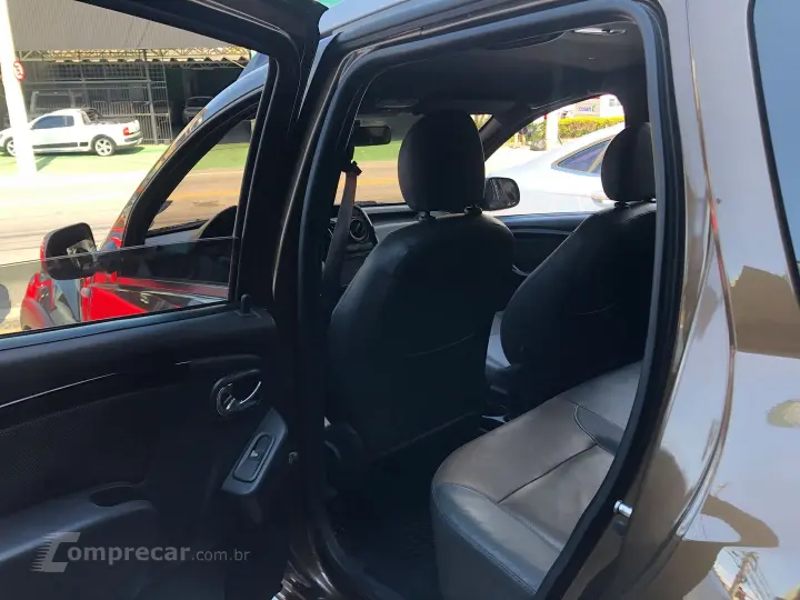 Duster 2.0 Dynamique 4X2 16V Flex 4P Automático