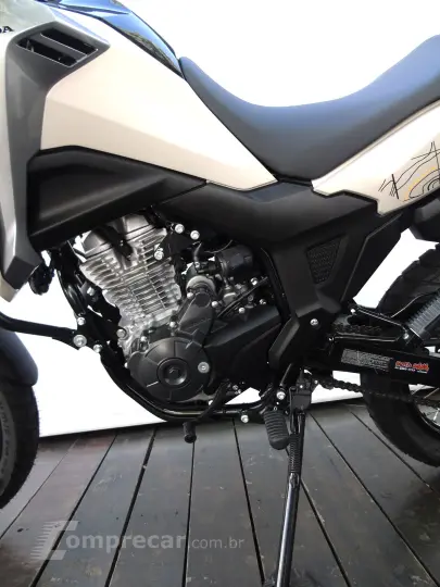 HONDA XRE 300 SAHARA