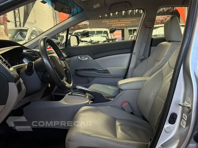 CIVIC - 1.8 LXS 16V 4P AUTOMÁTICO