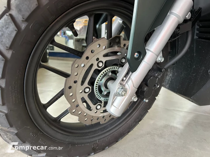 ADV ADV 150