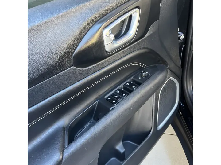 COMPASS 1.3 T270 TURBO FLEX LONGITUDE AT6