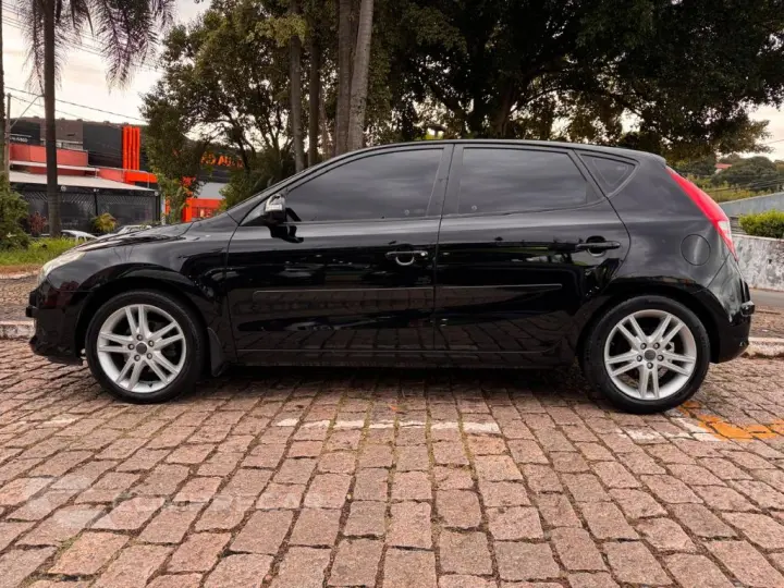 i30 2.0 16V 145cv 5p Mec.