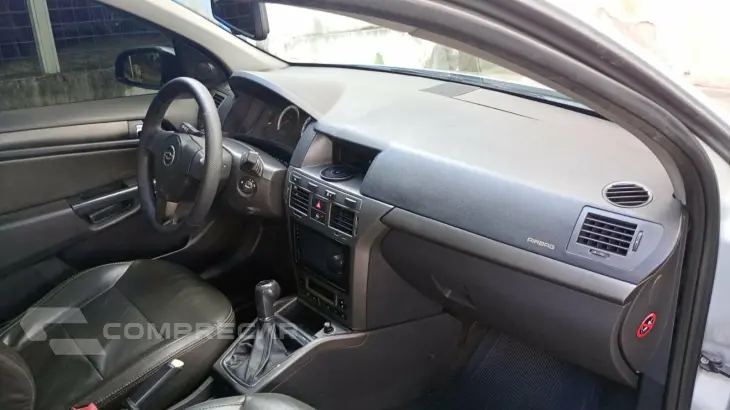 VECTRA 2.0 MPFI GT Hatch 8V