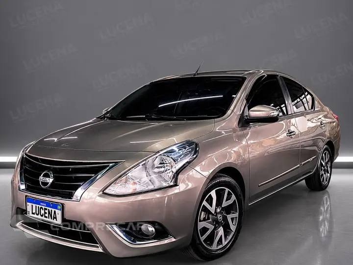 Versa 1.6 16V Flexstart Unique 4P Xtronic