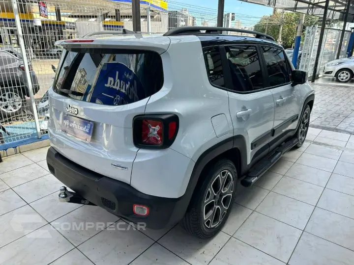 Renegade Longitude 1.8 4x2 Flex 16V Aut.