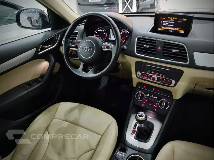 Q3 1.4 TFSI AMBIENTE GASOLINA 4P S TRONIC