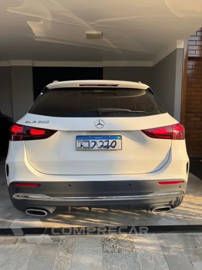 GLA 200 AMG LIFE híbrido
