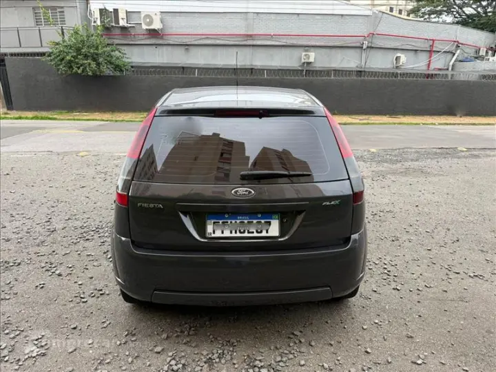 FIESTA 1.0 MPI Hatch 8V