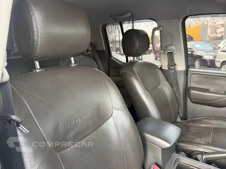 FRONTIER 2.5 PLATINUM 4X4 CD TURBO ELETRONIC DIESEL 4P AUTOM