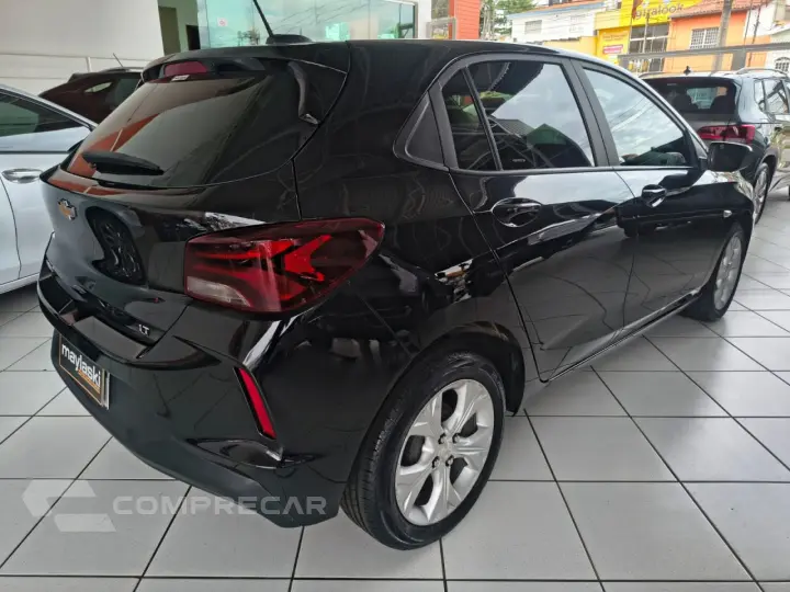 Onix Hatch 1.0 12V 4P FLEX LT