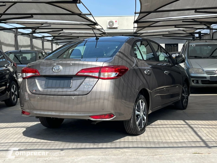 YARIS 1.5 16V Sedan XLS