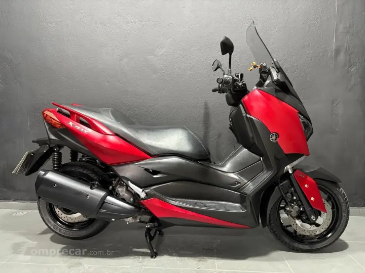 XMAX 250 ABS