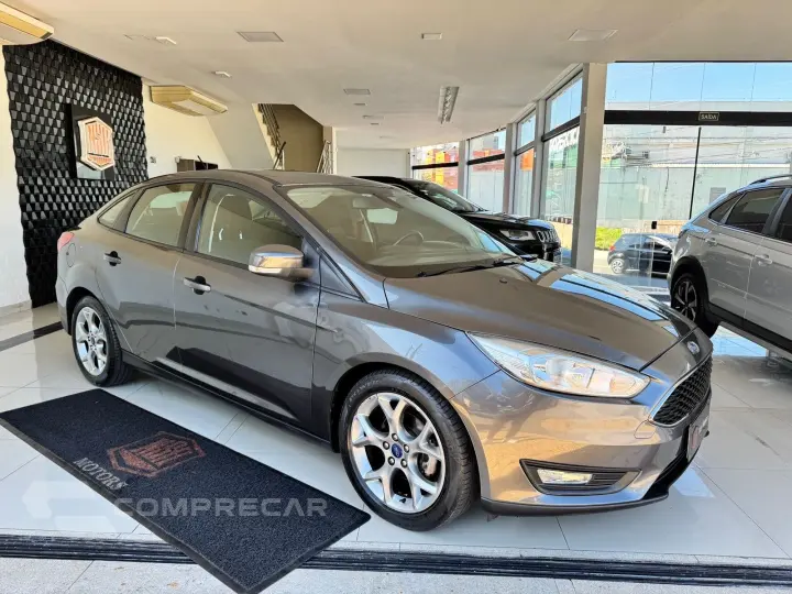 FOCUS 2.0 SE FASTBACK 16V FLEX 4P POWERSHIFT