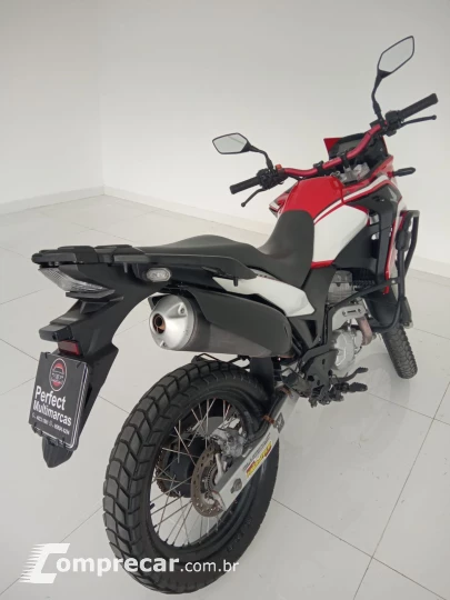 XRE 300 ABS