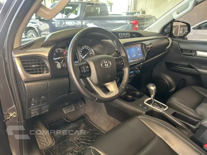 HILUX 2.8 D-4D TURBO DIESEL CD SR 4X4 AUTOMÁTICO