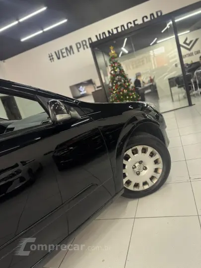 VECTRA 2.0 MPFI Expression 8V