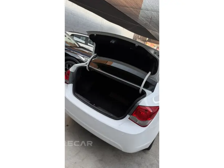 CRUZE 1.8 LT SPORT6 16V FLEX 4P AUTOMÁTICO