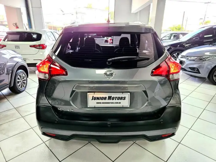 KICKS 1.6 16V SV Limited