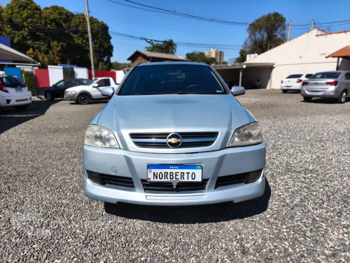 ASTRA 2.0 MPFI Advantage 8V