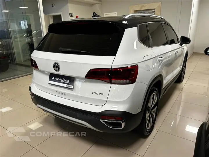 TAOS 1.4 250 TSI TOTAL FLEX HIGHLINE AUTOMÁTICO