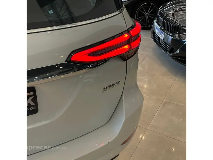 HILUX SW4 2.8 D-4D TURBO DIESEL SRX 7L 4X4 AUTOMÁTICO