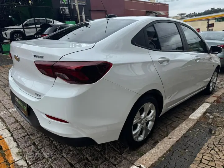 ONIX SEDAN Plus LTZ 1.0 12V TB Flex Aut.