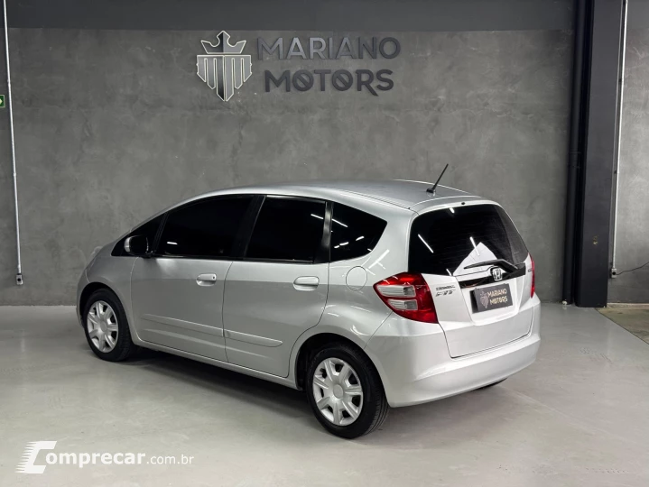 FIT 1.4 LX 16V FLEX 4P AUTOMÁTICO