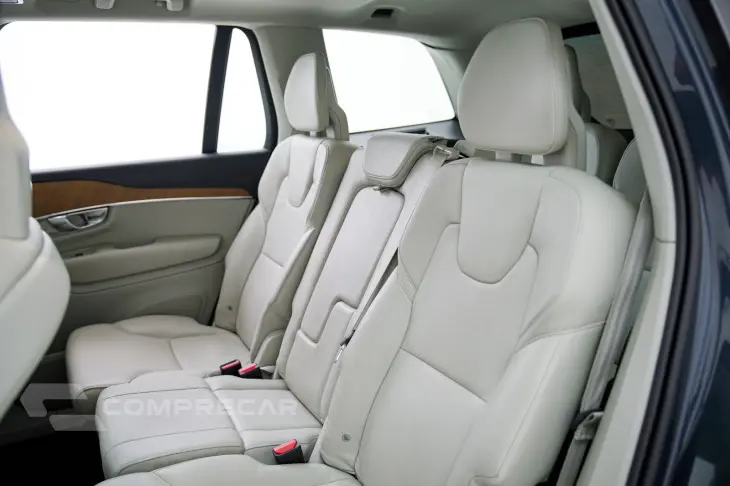XC 90 T-8 MOMENTUM 2.0 (Híbrido)