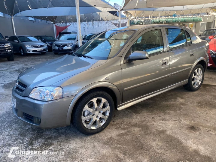 ASTRA 2.0 MPFI Advantage 8V