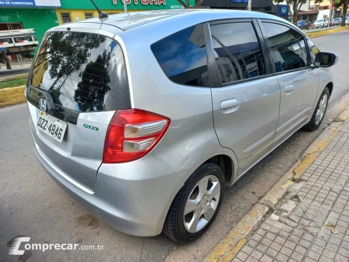 FIT 1.4 LX 8V