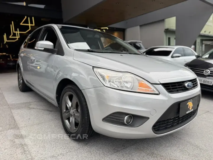 FOCUS 1.6 GLX 8V FLEX 4P MANUAL