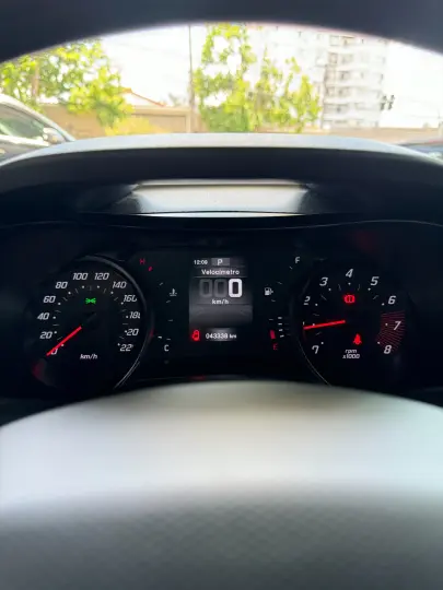 CRONOS DRIVE 1.3 8V Flex Aut.