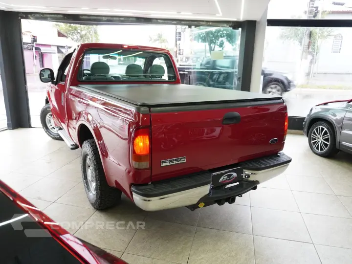 F-250 3.9 XLT 4X2 CS DIESEL 2P MANUAL