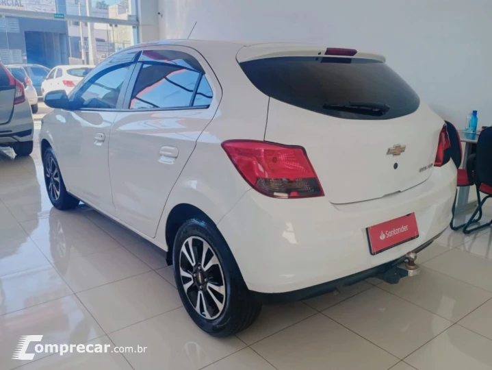 Onix Hatch 1.4 4P FLEX LTZ AUTOMÁTICO