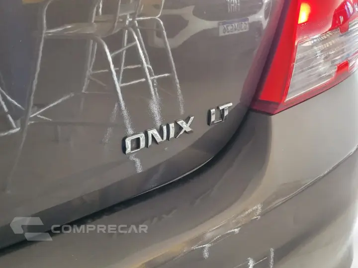ONIX HATCH LT 1.0 8V FlexPower 5p Mec.