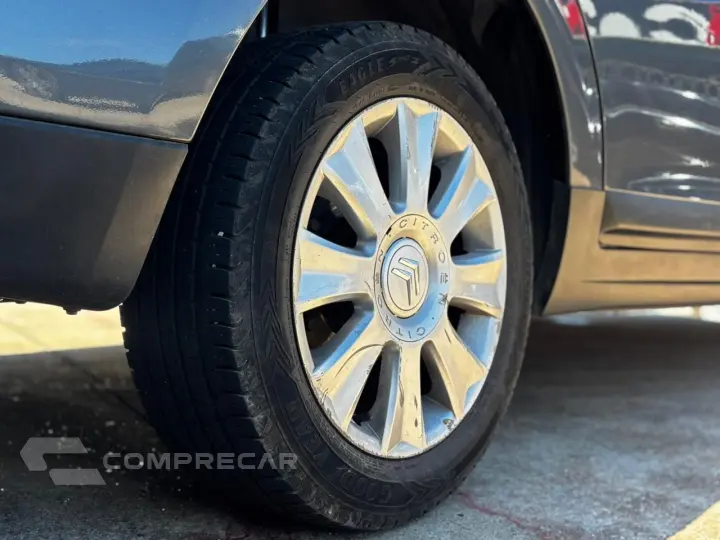 C4 Pallas Exclusive 2.0 16V (flex) (aut)