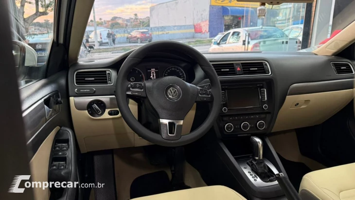 JETTA Highline 2.0 TSI 16V 4p Tiptronic