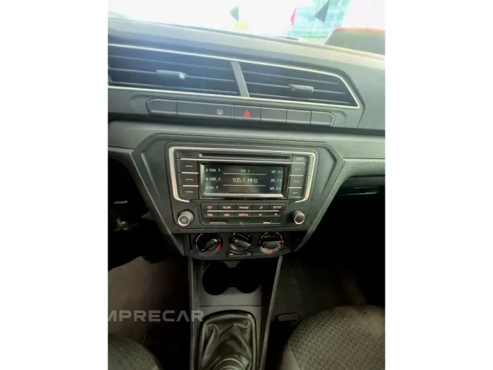 VOYAGE 1.0 12V MPI TOTALFLEX 4P MANUAL