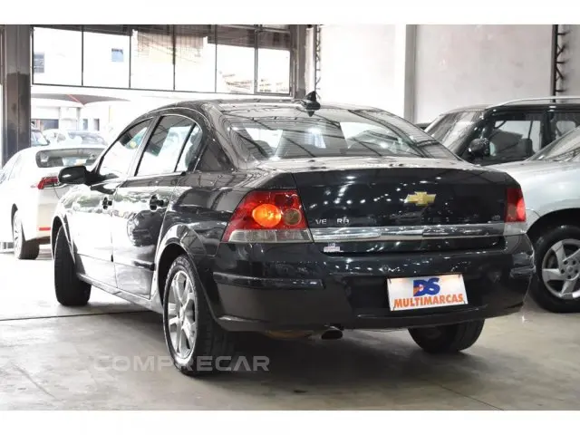 VECTRA SEDAN - 2.0 MPFI ELEGANCE 8V 4P MANUAL