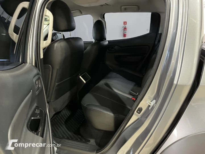 L200 OUTDOOR 2.4 4X2 CD 16V
