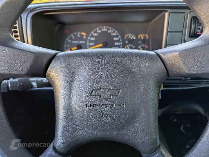 SILVERADO 4.2 D-20 4X2 CS 18V TURBO INTERCOOLER DIESEL 2P MA