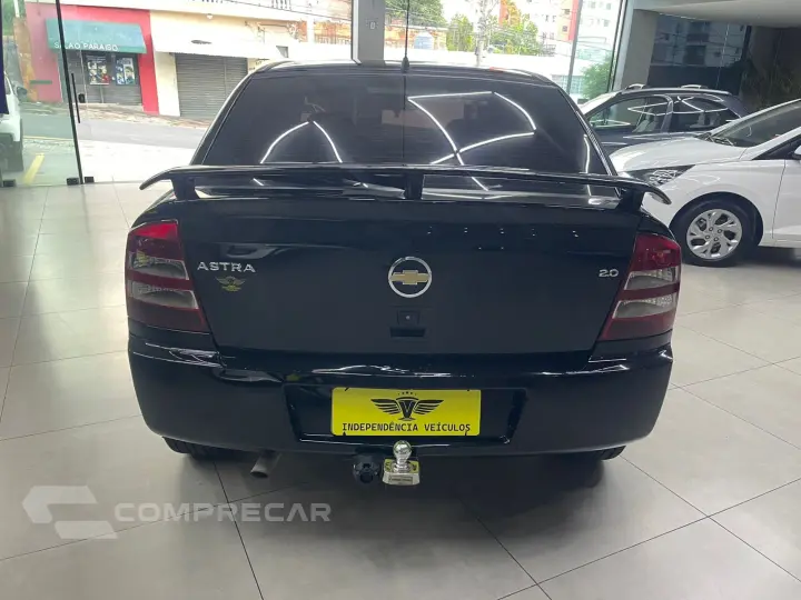 ASTRA 2.0 MPFI Advantage 8V