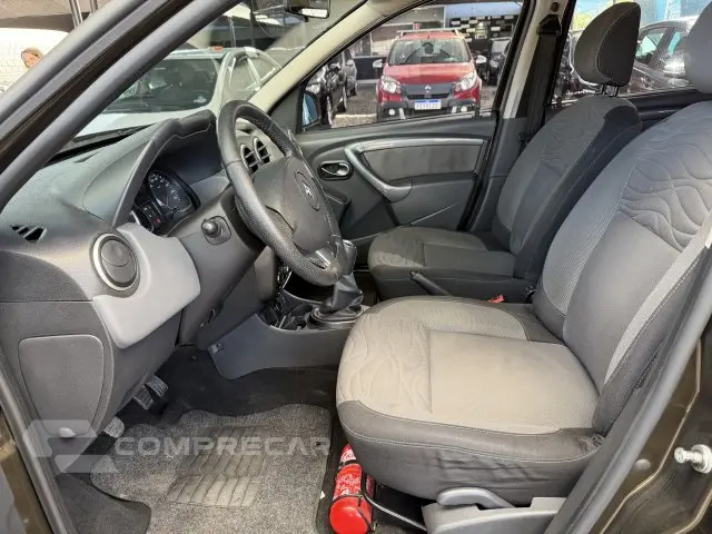 DUSTER - 1.6 DYNAMIQUE 4X2 16V 4P MANUAL