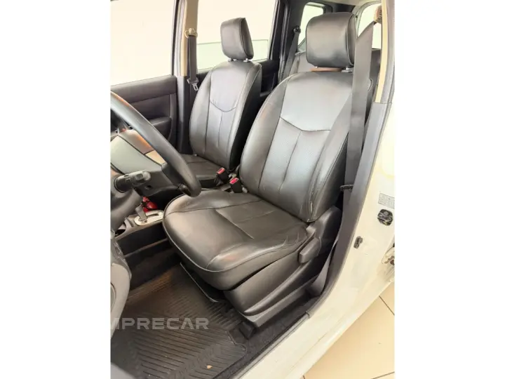 LIVINA 1.8 SL 16V FLEX 4P AUTOMÁTICO