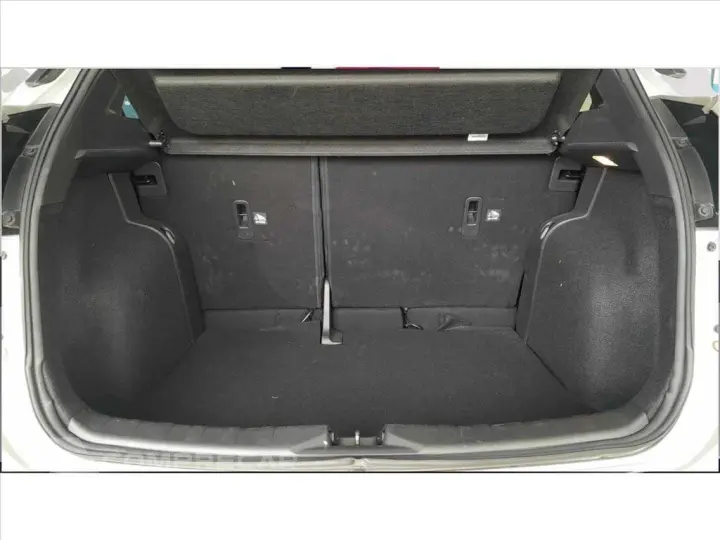 KICKS PLAY 1.6 16V FLEXSTART SENSE XTRONIC