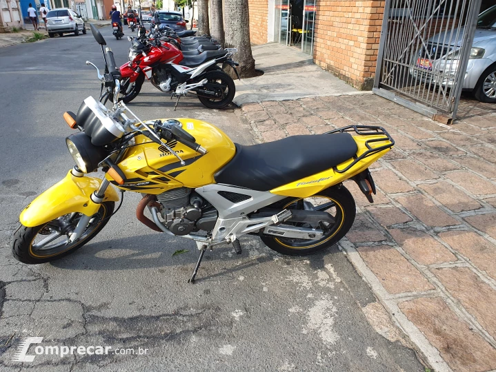 Cbx Twister 250