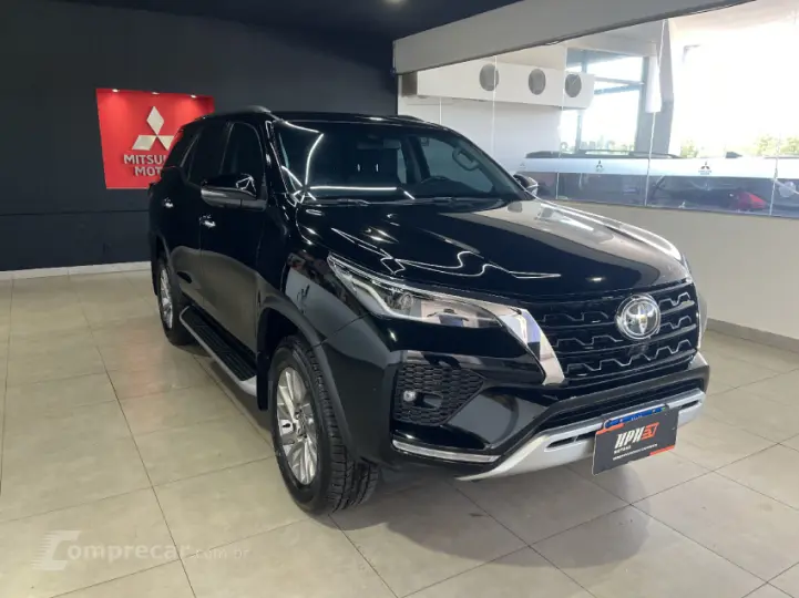 HILUX SW4 2.8 SRX 4X4 7 Lugares 16V Turbo Intercooler